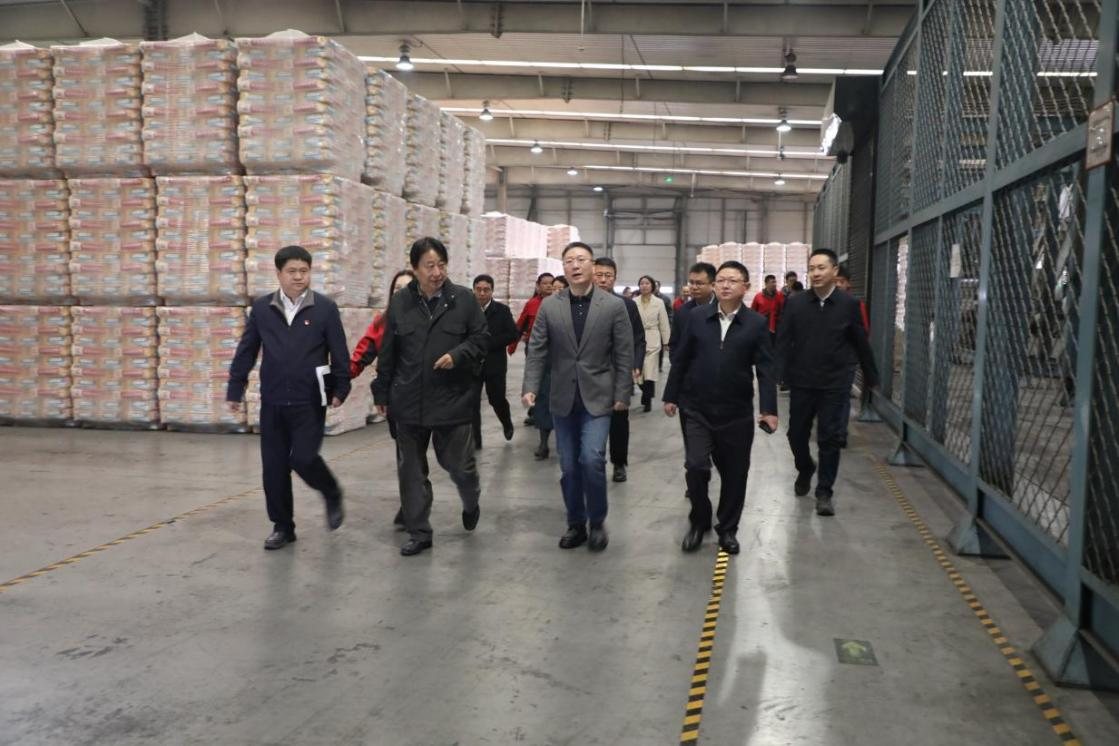 大兴区区长刘学亮一行莅临AG庄闲 为企业高质量发展注入强心剂
